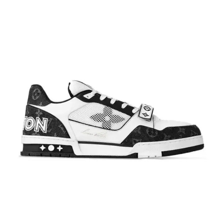 Tênis Louis Vuitton LV Trainer Low Velcro Strap Monogram Denim Black White