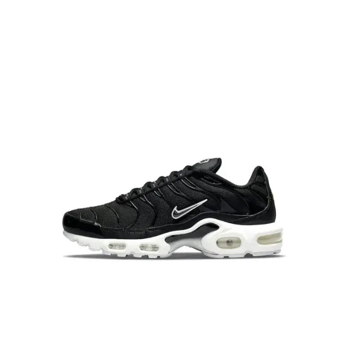 Air max plus TN black white